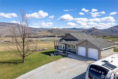 31 Rooster Flats Oroville WA 98844