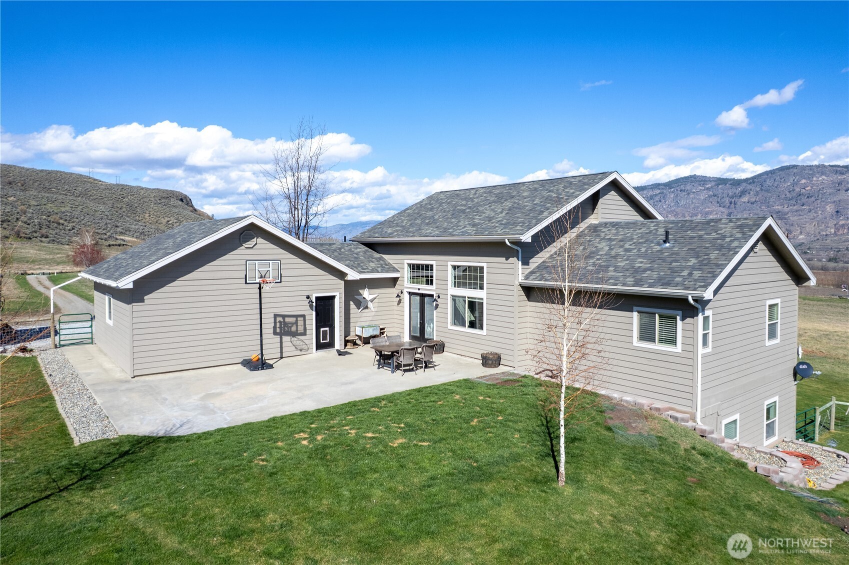 31 Rooster Flats Oroville WA 98844