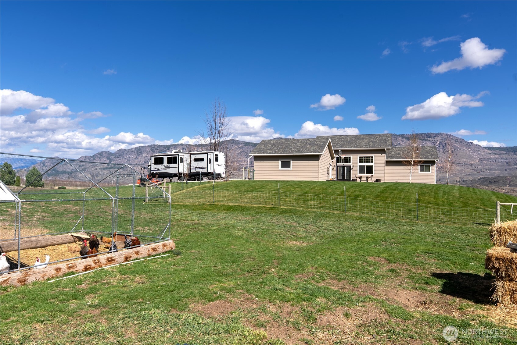 31 Rooster Flats Oroville WA 98844
