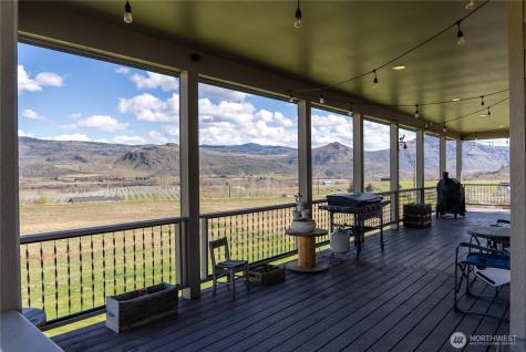 31 Rooster Flats Oroville WA 98844