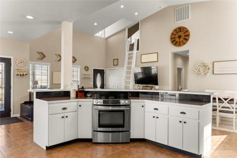 31 Rooster Flats Oroville WA 98844