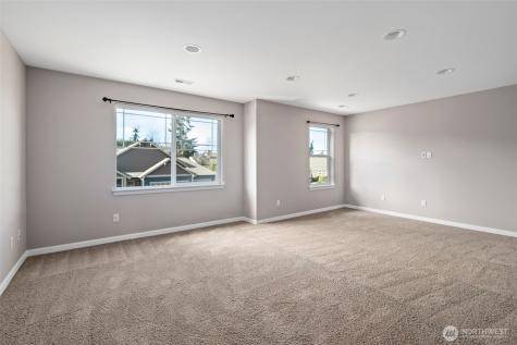 2722 SW Fairway Point Drive Oak Harbor WA 98277