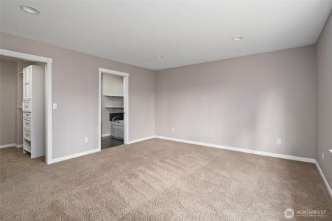 2722 SW Fairway Point Drive Oak Harbor WA 98277