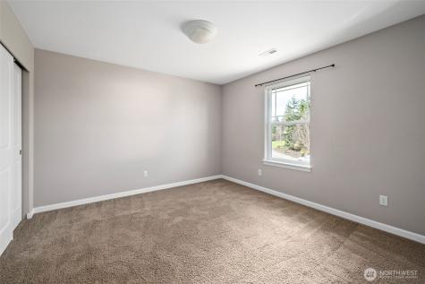 2722 SW Fairway Point Drive Oak Harbor WA 98277