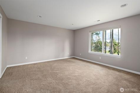 2722 SW Fairway Point Drive Oak Harbor WA 98277