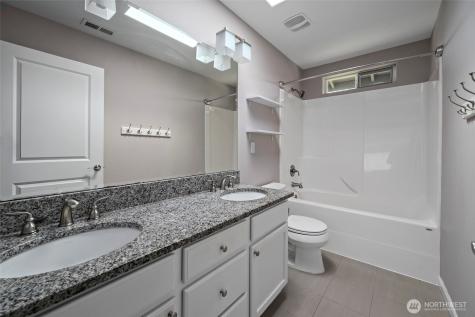 2722 SW Fairway Point Drive Oak Harbor WA 98277