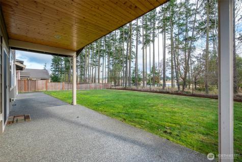 2722 SW Fairway Point Drive Oak Harbor WA 98277