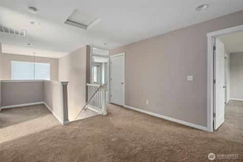 2722 SW Fairway Point Drive Oak Harbor WA 98277