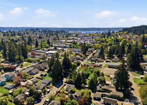 1329 N Cambrian Avenue Bremerton WA 98312