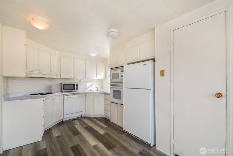 16600 25th Avenue NE Marysville WA 98271