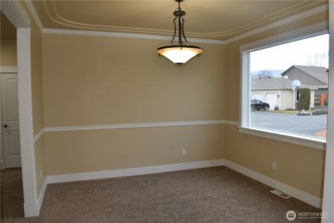 1363 Boulder Loop East Wenatchee WA 98802