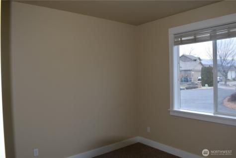 1363 Boulder Loop East Wenatchee WA 98802