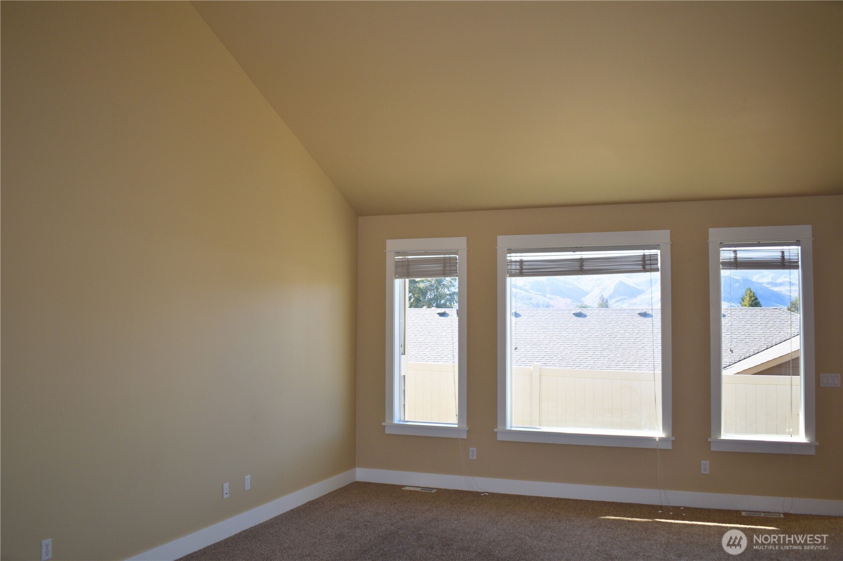1363 Boulder Loop East Wenatchee WA 98802