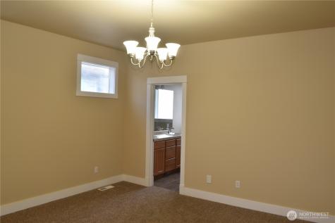 1363 Boulder Loop East Wenatchee WA 98802