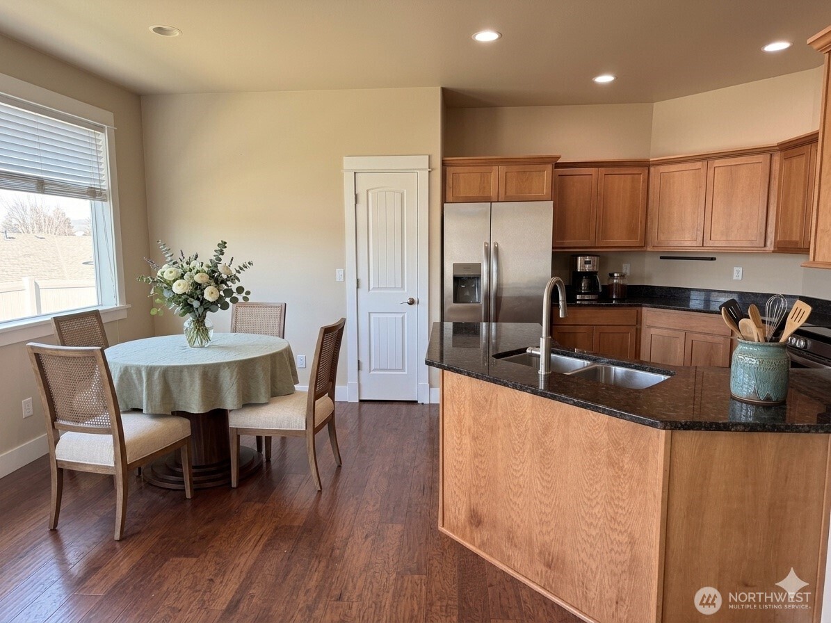 1363 Boulder Loop East Wenatchee WA 98802