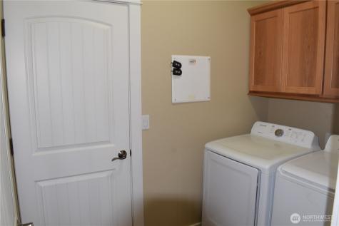 1363 Boulder Loop East Wenatchee WA 98802