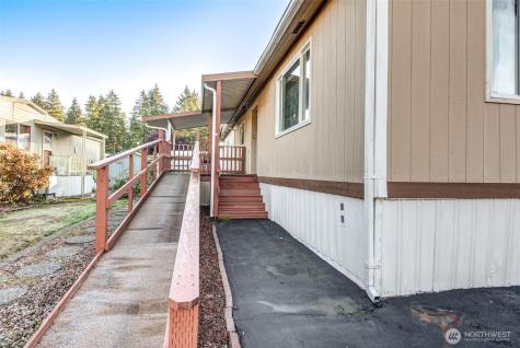 11622 Silver Lake Road Everett WA 98208