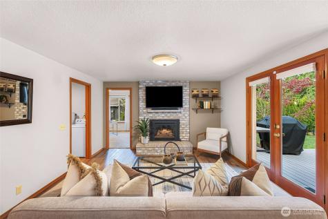 4221 Montgomery Place Mount Vernon WA 98274