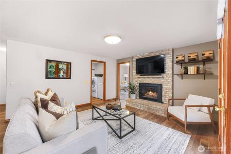 4221 Montgomery Place Mount Vernon WA 98274