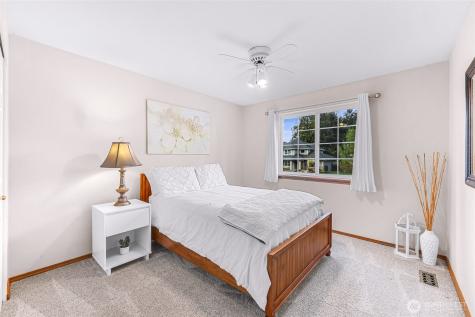 4221 Montgomery Place Mount Vernon WA 98274