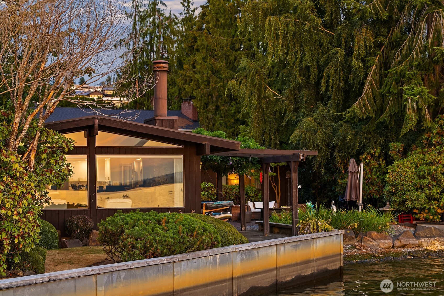 6209 Lake Washington Blvd NE Kirkland WA 98033
