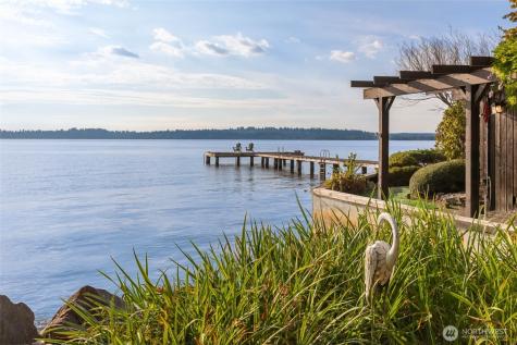 6209 Lake Washington Blvd NE Kirkland WA 98033
