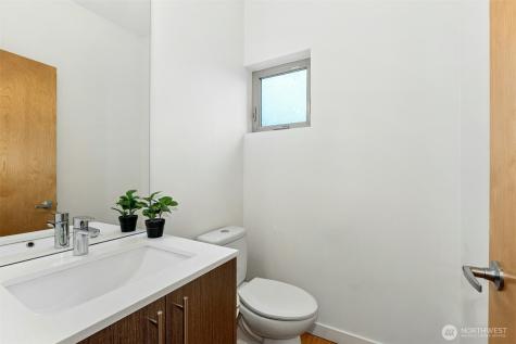 2114 E James Street Seattle WA 98122