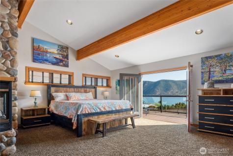 1995 Lakeshore Drive Manson WA 98831