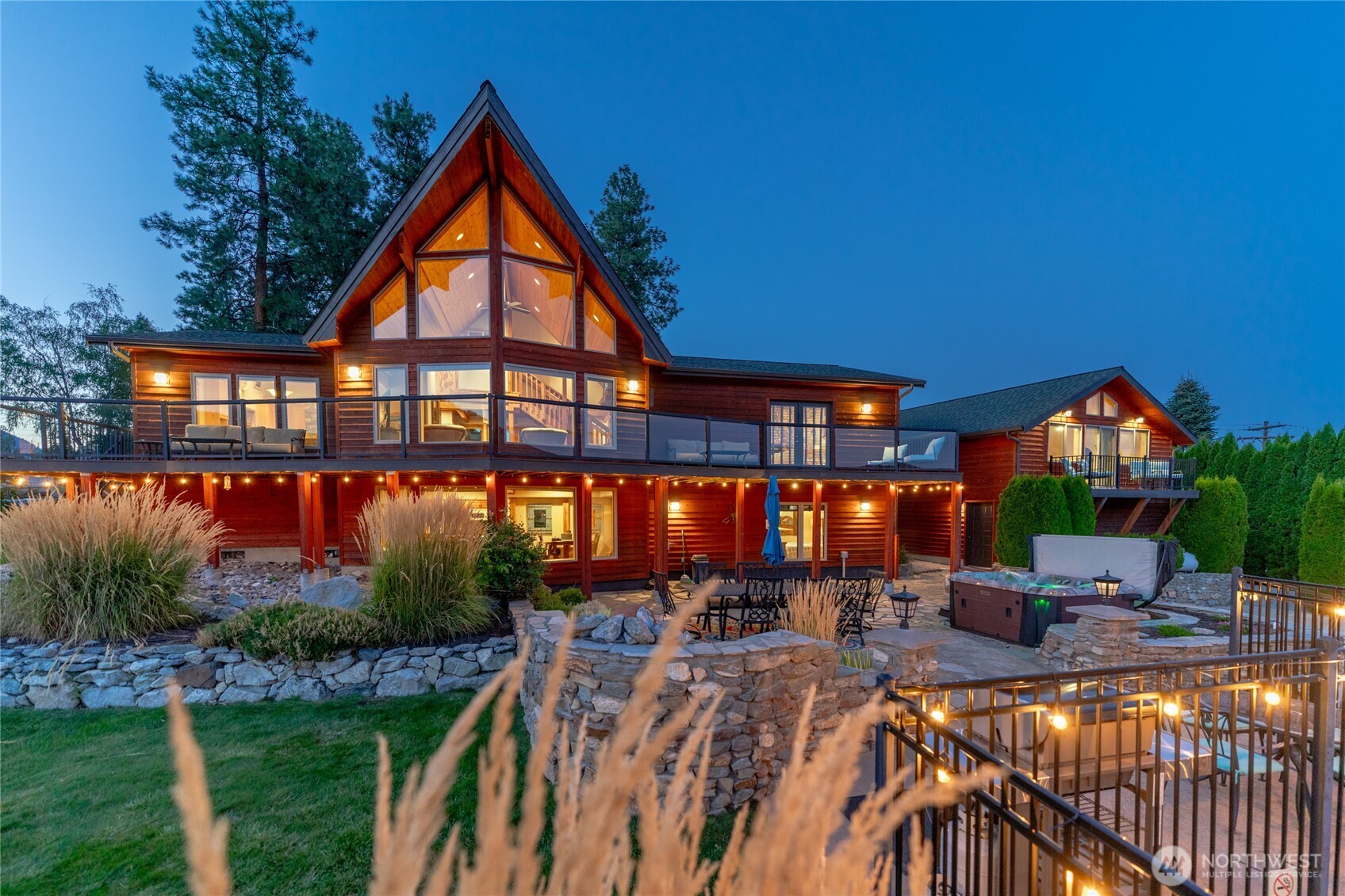 1995 Lakeshore Drive Manson WA 98831