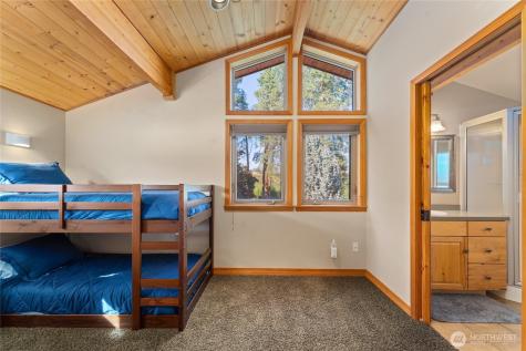 1995 Lakeshore Drive Manson WA 98831