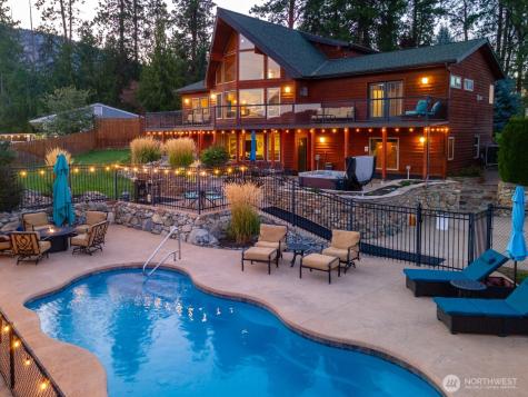 1995 Lakeshore Drive Manson WA 98831