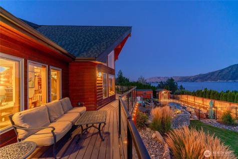 1995 Lakeshore Drive Manson WA 98831