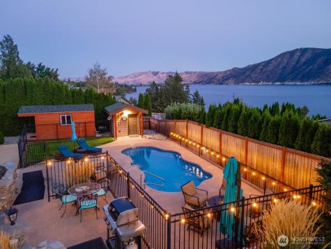 1995 Lakeshore Drive Manson WA 98831