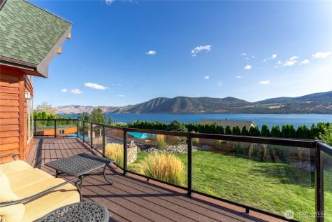 1995 Lakeshore Drive Manson WA 98831