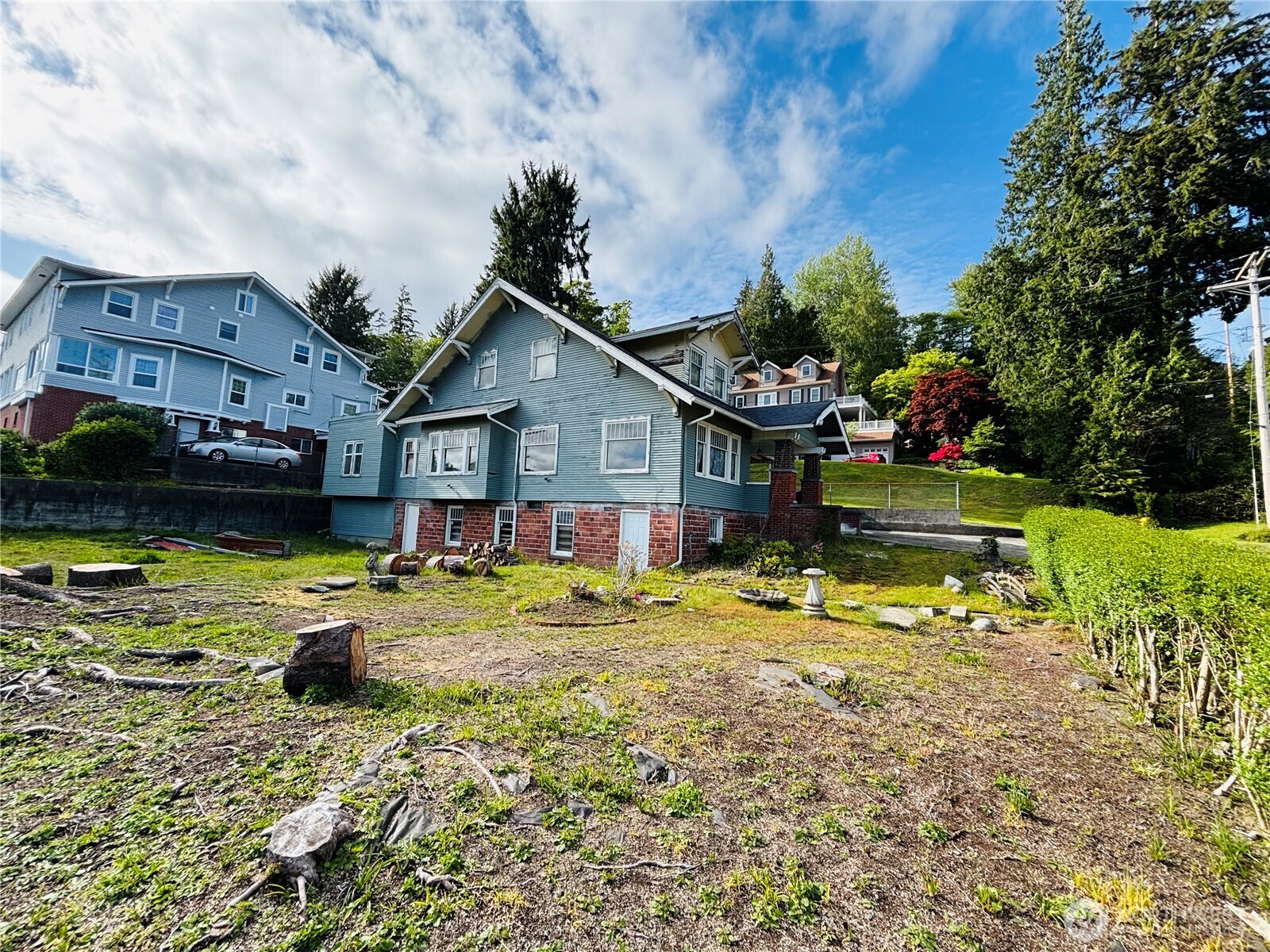 1215 N Broadway Aberdeen WA 98520