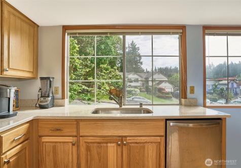 1404 S 290th Place Federal Way WA 98003