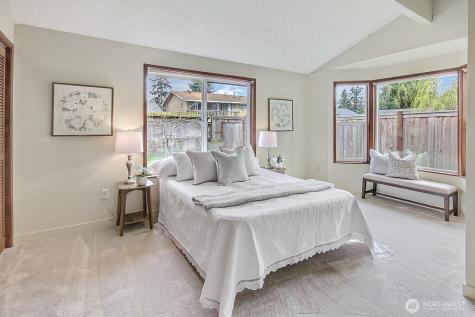 21834 SE 265th Way Maple Valley WA 98038