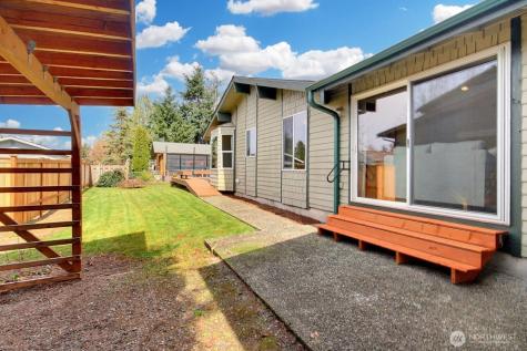 21834 SE 265th Way Maple Valley WA 98038