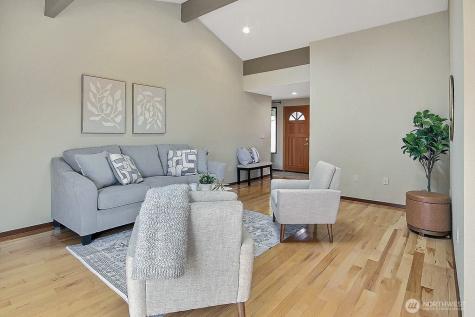 21834 SE 265th Way Maple Valley WA 98038