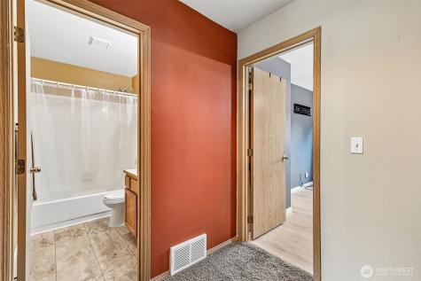 11633 26th Place SE Lake Stevens WA 98258
