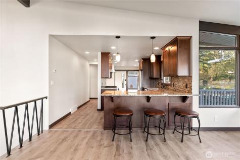 8726 Fruitland Avenue E Puyallup WA 98371