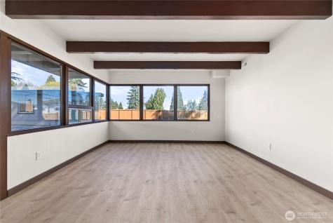 8726 Fruitland Avenue E Puyallup WA 98371