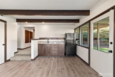 8726 Fruitland Avenue E Puyallup WA 98371