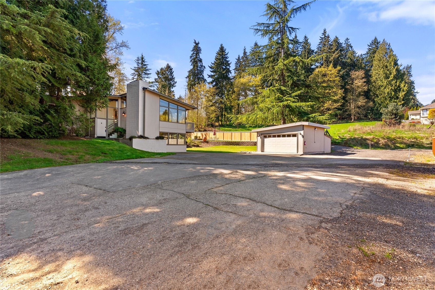 8726 Fruitland Avenue E Puyallup WA 98371
