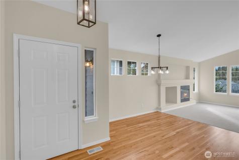16704 Cobblestone Drive Lynnwood WA 98037