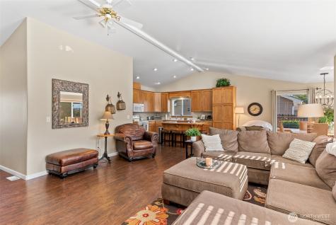 1827 Dorner Place Wenatchee WA 98801