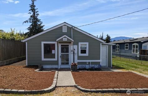 1225 5TH Port Angeles WA 98363