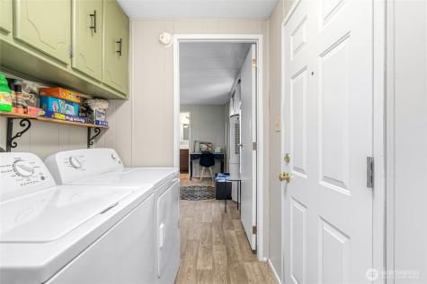 921 SE Scenic View Drive College Place WA 99324