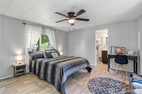 921 SE Scenic View Drive College Place WA 99324