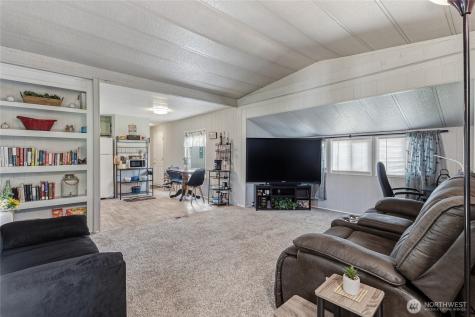 921 SE Scenic View Drive College Place WA 99324